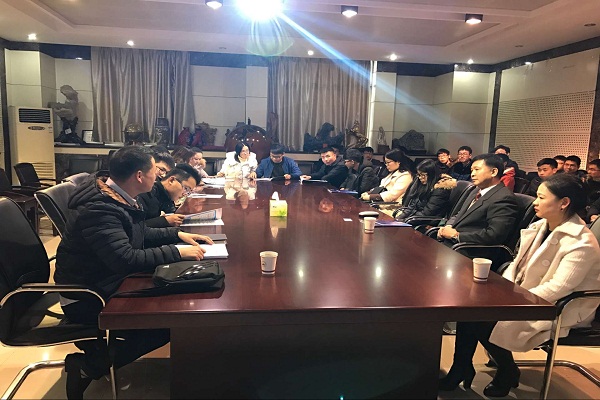 我院举办首期大学生职业能力提升论坛